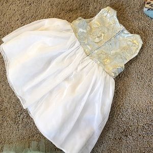 dress for 24 months baby good conditions